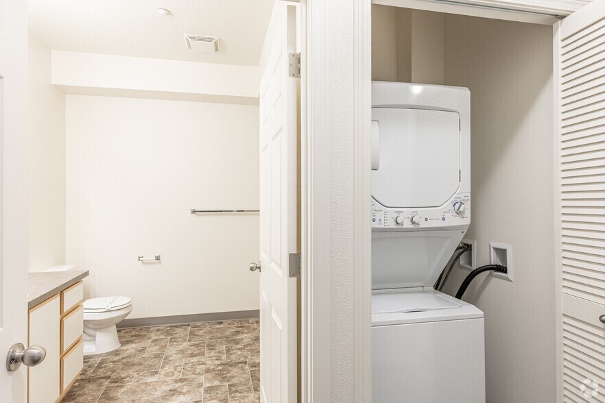More Photos Of 2211 McKinney Ln, Lebanon Apartments For Sale