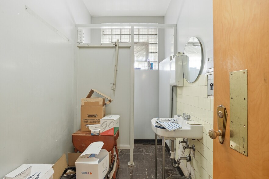 More Photos Of 10835 S Western Ave, Chicago Apartments For Sale