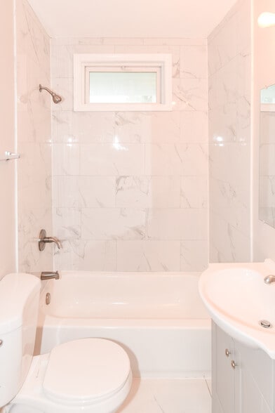 More Photos Of 15 Sollers Point Rd, Dundalk Multifamily For Sale
