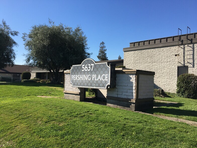 More Photos Of 5637 N Pershing Ave, Stockton Medical For Lease