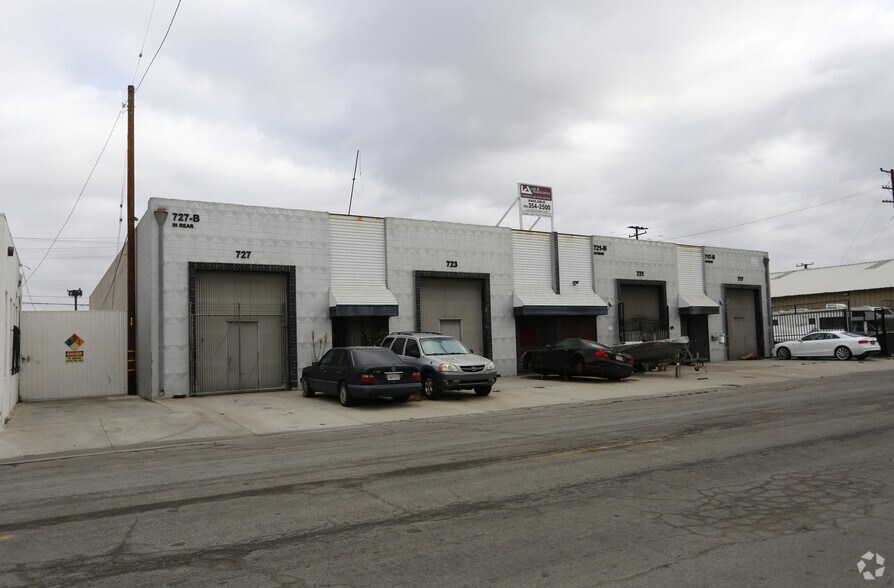 Primary Photo Of 717-727 W 14th St, Long Beach Warehouse For Lease