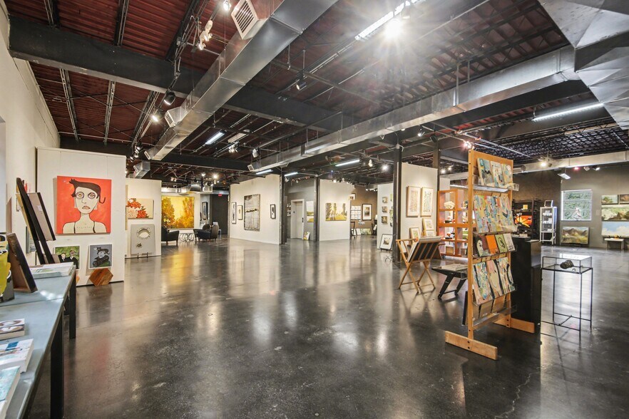 More Photos Of 833 Lake Dr SE, Grand Rapids Medical For Sale