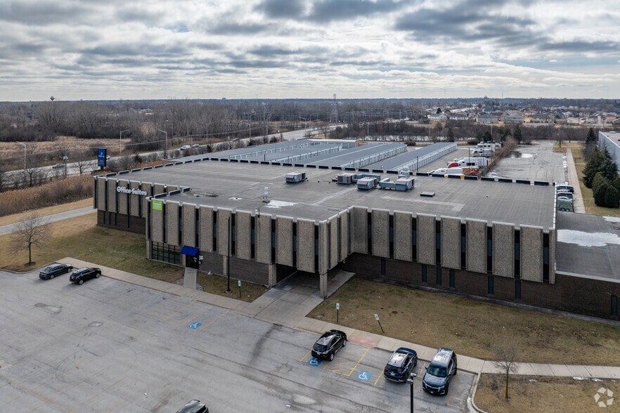 More Photos Of 21800 S Cicero Ave, Matteson Self Storage For Lease