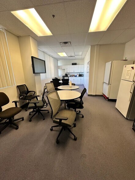 More Photos Of 4111 E Valley Auto Dr, Mesa Office For Lease