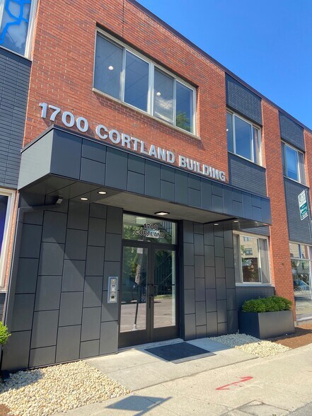 More Photos Of 1700 W Cortland St, Chicago Office For Lease