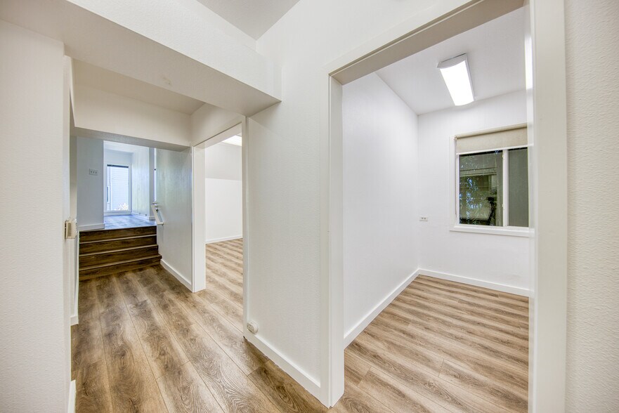 More Photos Of 2918-2920 Lyon St, San Francisco Office Residential For Sale