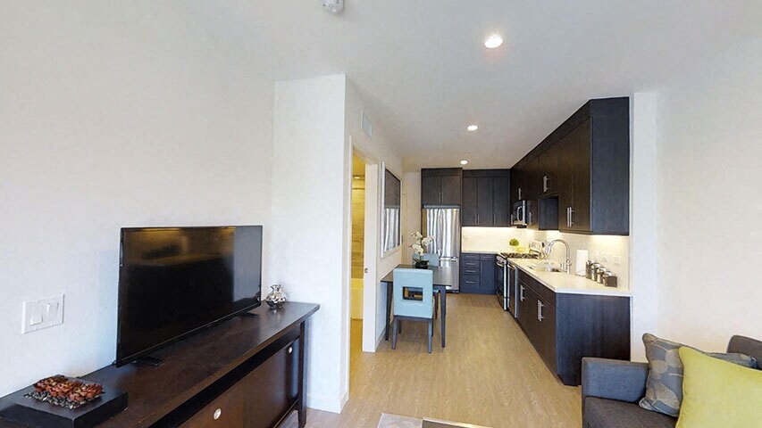 More Photos Of 11405 Chandler Blvd, North Hollywood Apartments For Sale