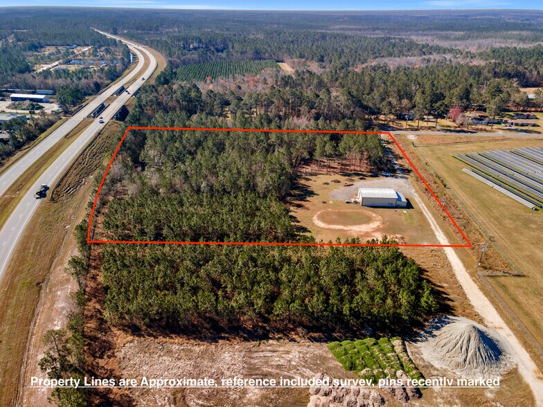 More Photos Of 3464 Albany Ave, Waycross Service For Sale