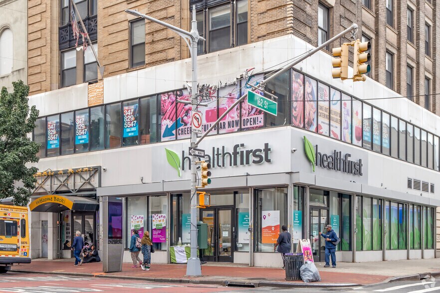 More Photos Of 161-21 Jamaica Ave, Jamaica Office For Lease