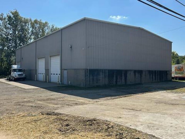 More Photos Of 6070 State Route 128, Cleves Warehouse For Lease