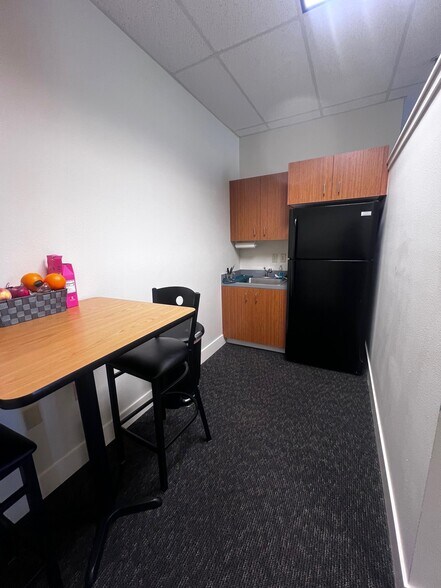 More Photos Of 354 SW Upper Terrace Dr, Bend Office For Lease