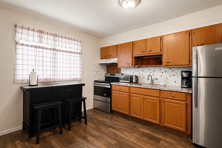 More Photos Of 79 Yaun Ave, Liberty Apartments For Sale