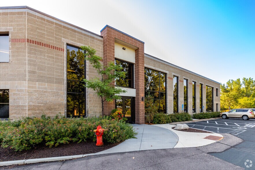 More Photos Of 5852-5870 Baker Rd, Minnetonka Unknown For Lease