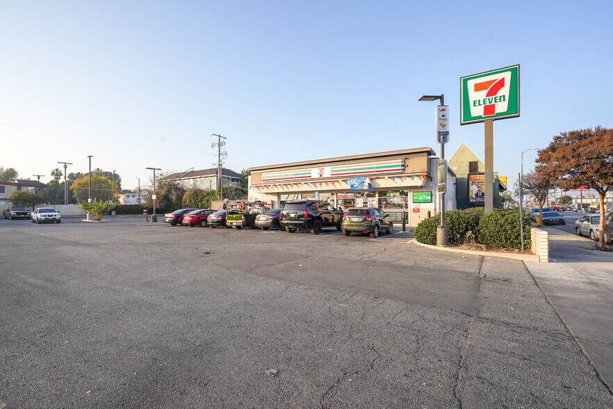 More Photos Of 6625 Lankershim Blvd, North Hollywood Convenience Store For Sale