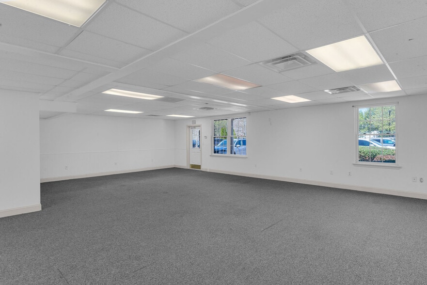 More Photos Of 314 Chris Gaupp Dr, Galloway Medical For Lease