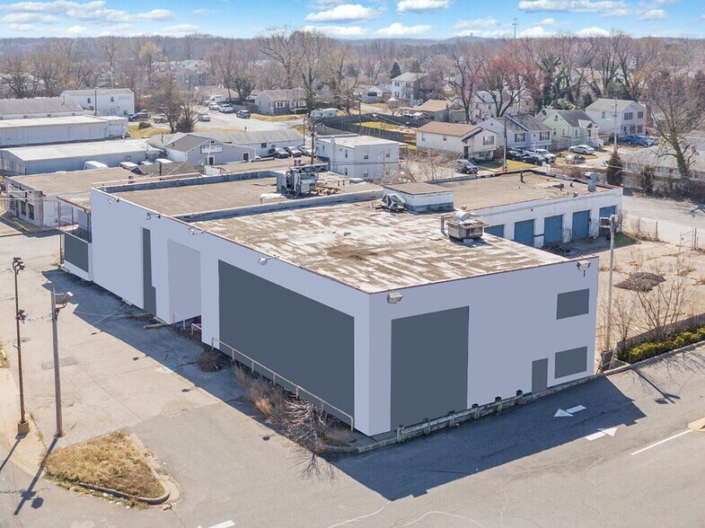 More Photos Of 5808-5812 Ritchie Highway, Baltimore Auto Repair For Sale