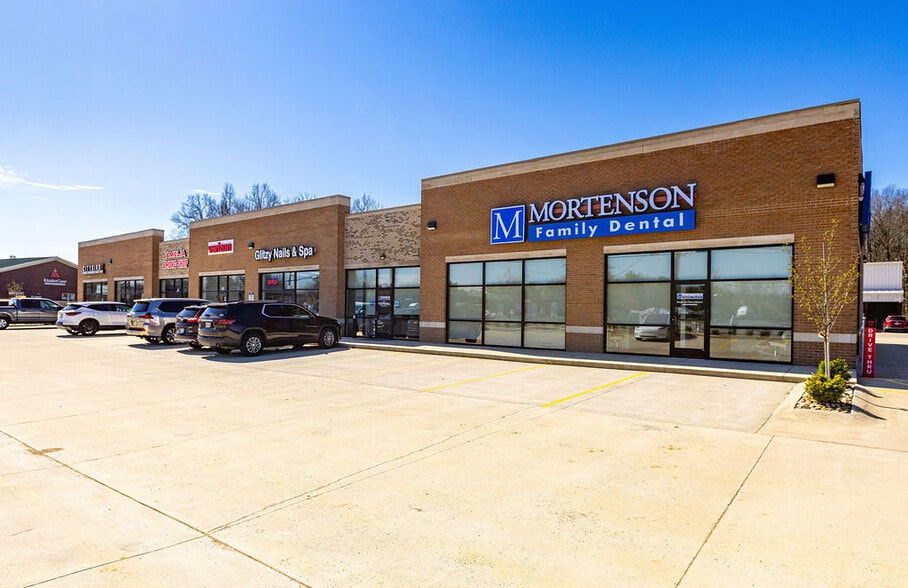 More Photos Of 1301 Ohio Pike, Amelia Storefront For Lease