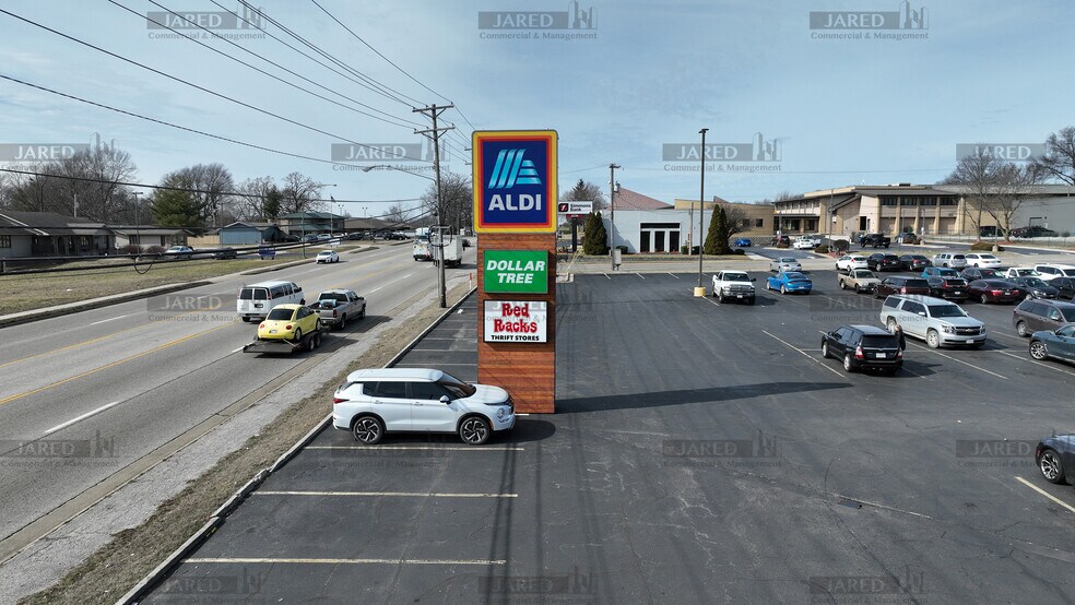 More Photos Of 2843 E Sunshine St, Springfield General Retail For Lease