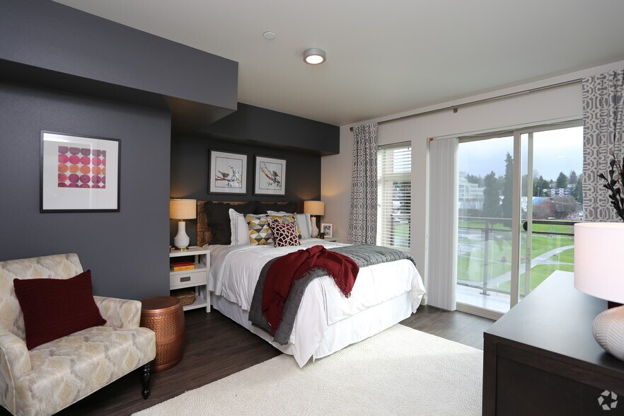 More Photos Of 324 Central Way, Kirkland Apartments For Lease