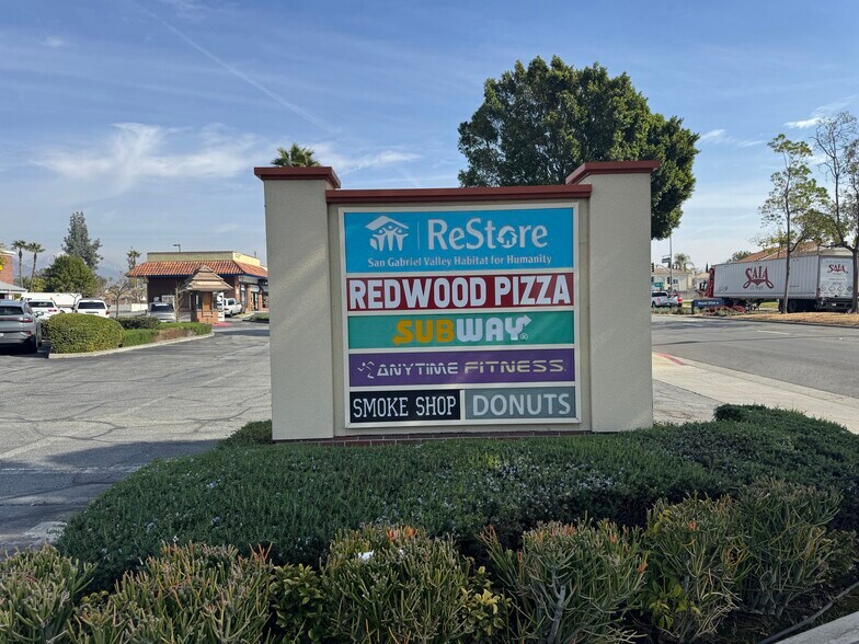More Photos Of 2215-2245 Huntington Dr, Duarte Storefront For Lease