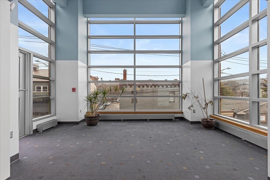 More Photos Of 35 N Jefferson Ave, Canonsburg Coworking Space