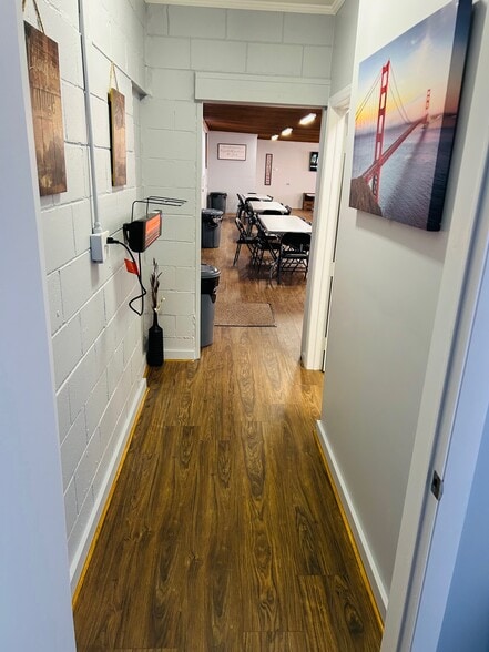 More Photos Of 2677 NC-903 Hwy, Stokes Sports And Entertainment For Sale