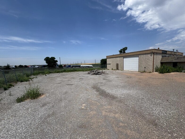More Photos Of 10121 OK-54, Weatherford Industrial For Sale