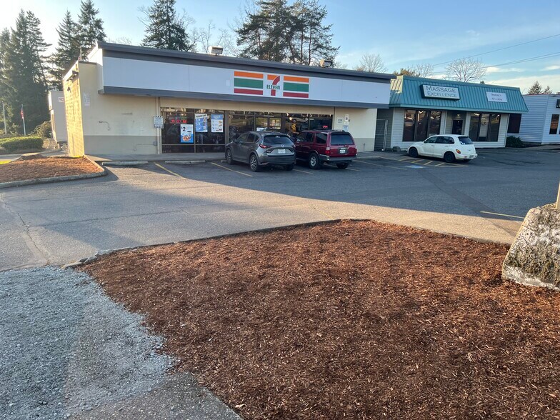 More Photos Of 16725 SE McLoughlin Blvd, Milwaukie Convenience Store For Sale