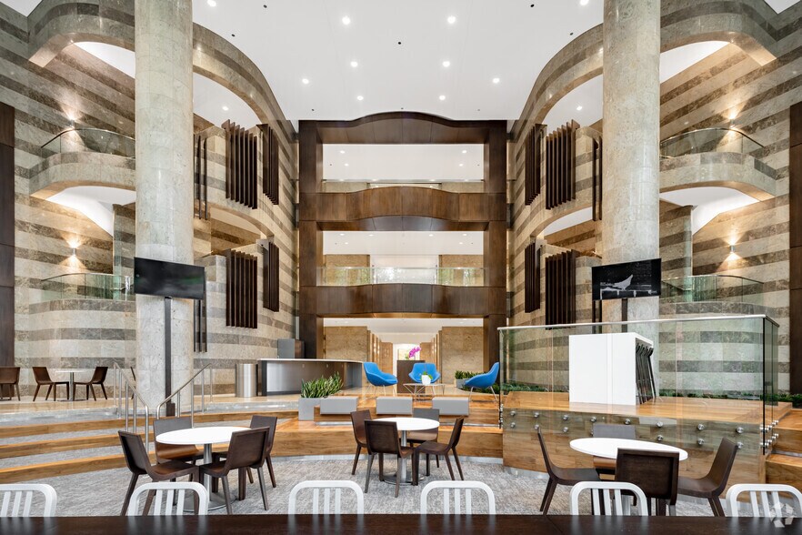 More Photos Of 2500 Windy Ridge Pky SE, Atlanta Office For Lease