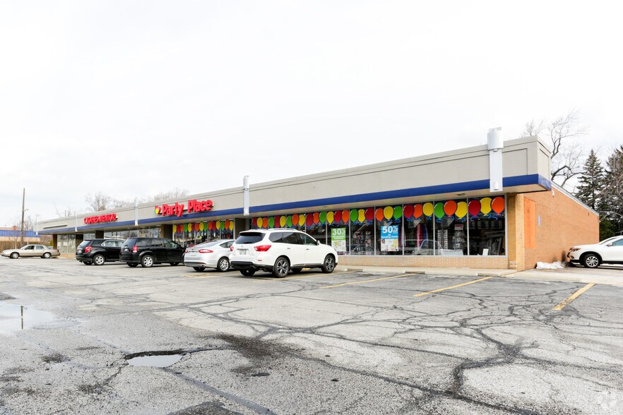 More Photos Of 6145 Mayfield Rd, Mayfield Heights Freestanding For Lease