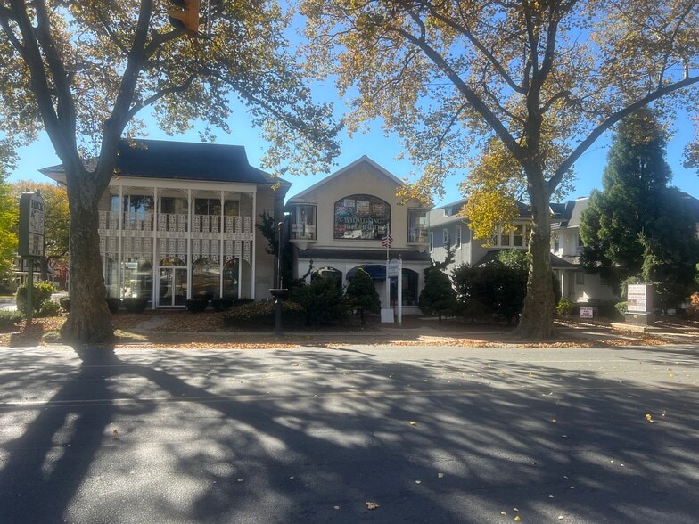 More Photos Of 904 Penn Ave, Wyomissing Medical For Sale