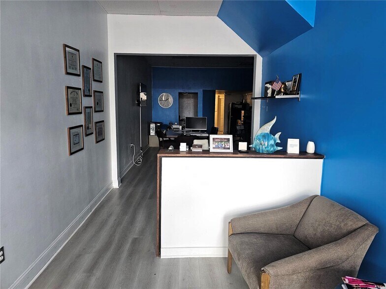 More Photos Of 106 E Tarpon Ave, Tarpon Springs Apartments For Sale