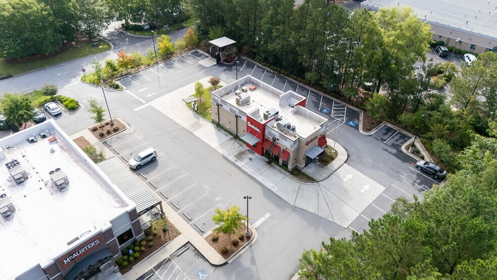 More Photos Of 2021 Commerce Dr N, Peachtree City General Retail For Sale
