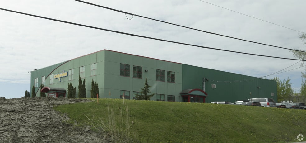 More Photos Of 500 Montée Labossière, Vaudreuil-dorion Service For Sale