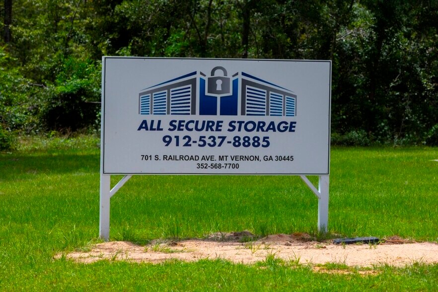 More Photos Of 401 N Railroad Ave, Mount Vernon Self Storage For Sale