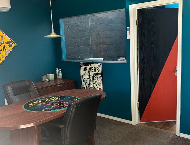 More Photos Of 125 Manzano St NE, Albuquerque Office For Sale