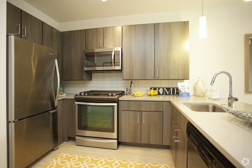 More Photos Of 847 Chicago Ave, Evanston Apartments For Lease