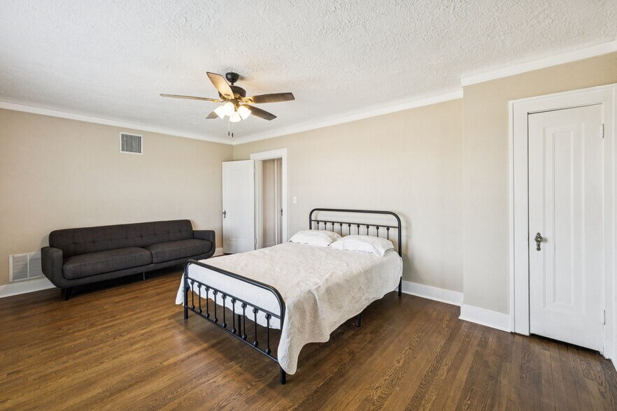 More Photos Of 995 W Gates Valley Rd, Poteet Land For Sale