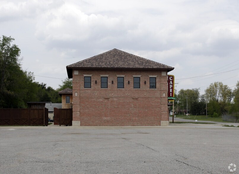 More Photos Of 50827 Princess Way, Granger Restaurant For Sale