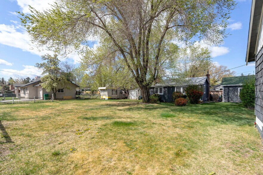 More Photos Of 839 Sutro St, Reno Apartments For Sale