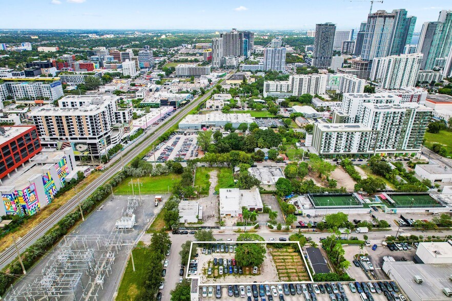 More Photos Of 100-118 NE 21st St, Miami Land For Sale
