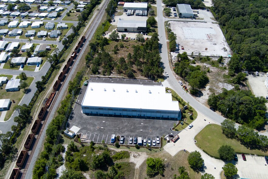 More Photos Of 4451 Eastport Park Way, Port Orange Industrial For Lease