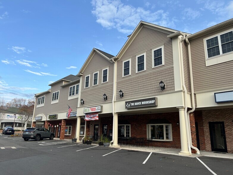 More Photos Of 500 Monroe Tpke, Monroe Unknown For Lease