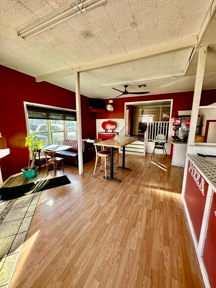 More Photos Of 400 Main St, Rio Vista Restaurant For Sale
