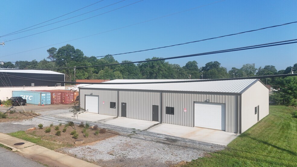 Primary Photo Of 1906 Dobbins Bridge Rd, Anderson Industrial For Sale