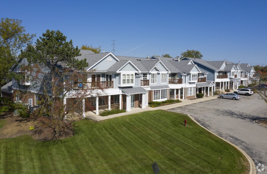 Primary Photo Of 240 W Northwest Hwy, Palatine Storefront For Lease