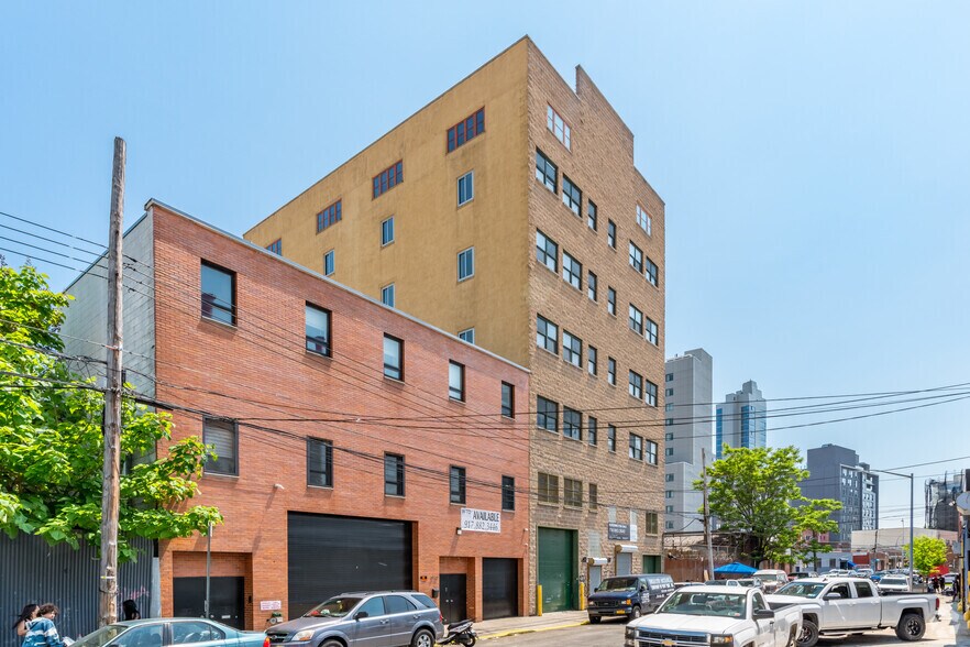 Primary Photo Of 37-31 10th St, Long Island City Light Distribution For Sale