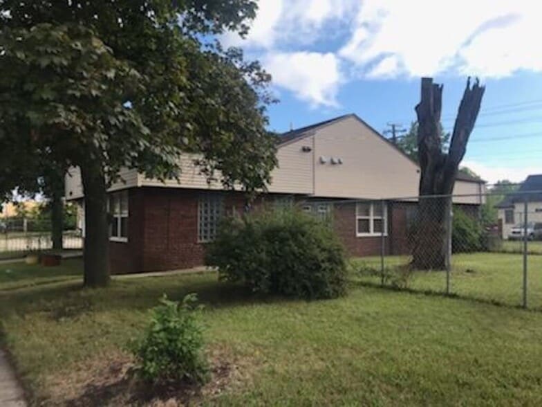 More Photos Of 18440 John R St, Detroit Religious Facility For Sale