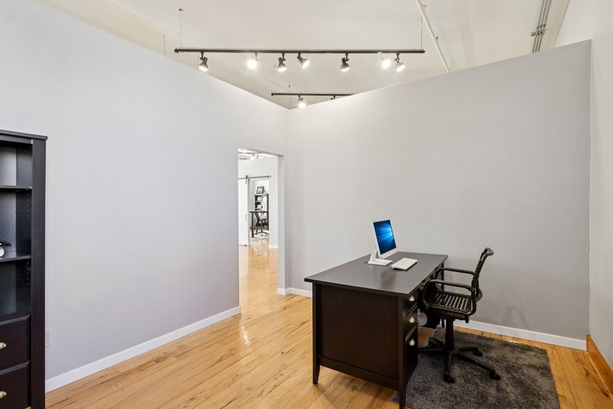 More Photos Of 101 Church St, Lake Mills Loft Creative Space For Sale