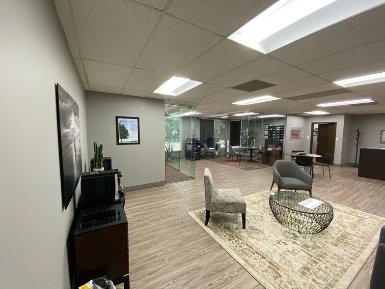 More Photos Of 5701 N Kentucky Ave, Crystal Loft Creative Space For Sale